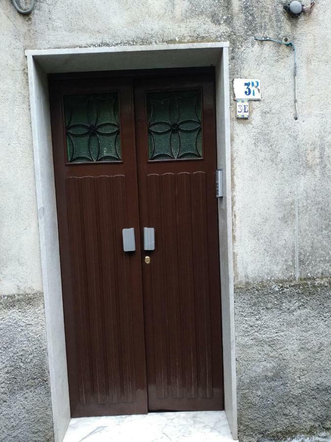 Casa Donna Franca Apartment Castiglione De Sicilia Luaran gambar