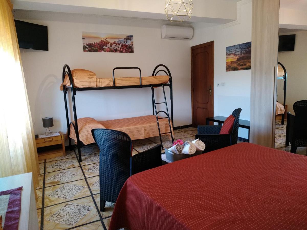 Casa Donna Franca Apartment Castiglione De Sicilia Luaran gambar